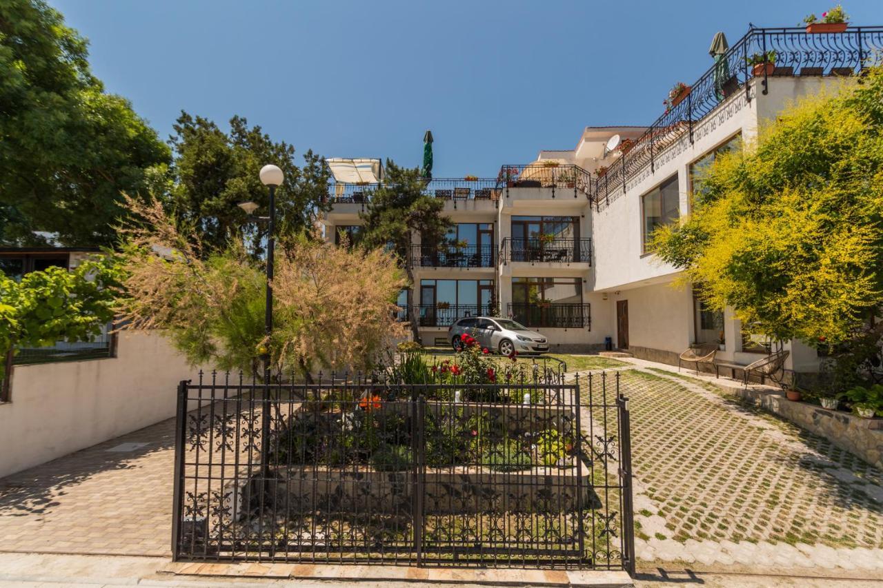 Vila Pe Plaja Nr 9 Saturn Bagian luar foto