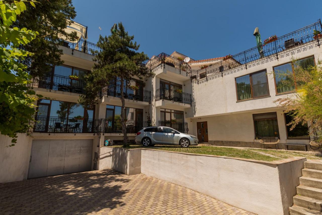Vila Pe Plaja Nr 9 Saturn Bagian luar foto