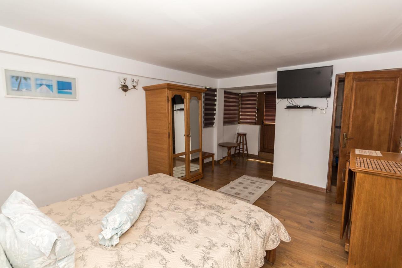Vila Pe Plaja Nr 9 Saturn Bagian luar foto
