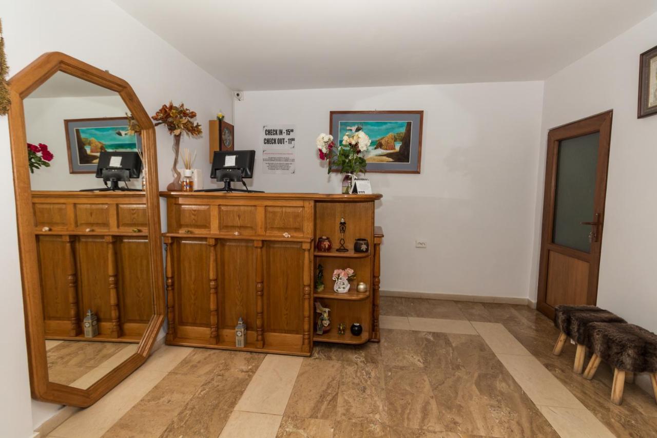 Vila Pe Plaja Nr 9 Saturn Bagian luar foto